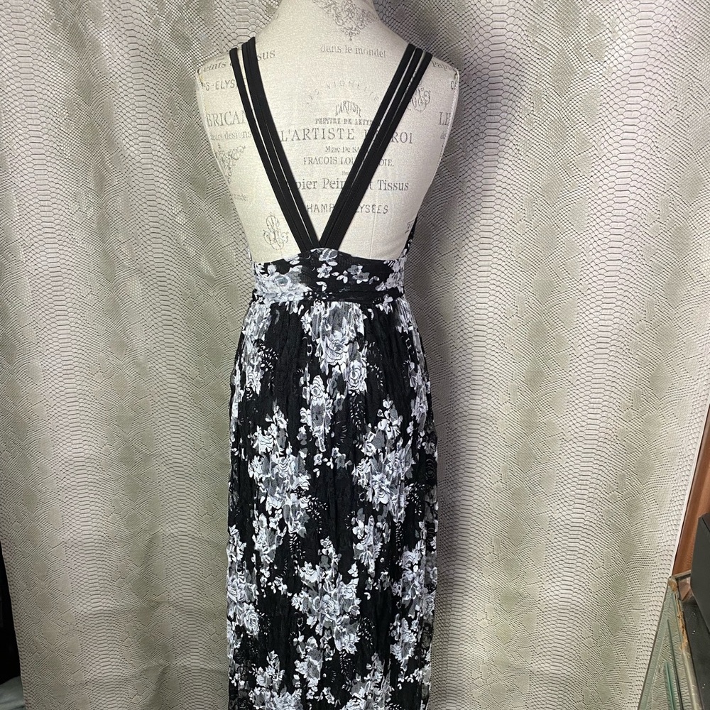 Floral strappy long maxi dress